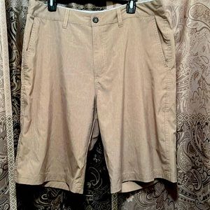 Men’s shorts. 36”x23”. Light weight dress shorts.